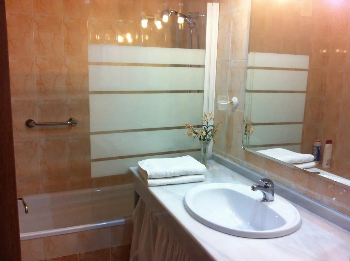 Milenium Palace - Garaje incluido - Piscina-FIBES Sevilla 0*,
